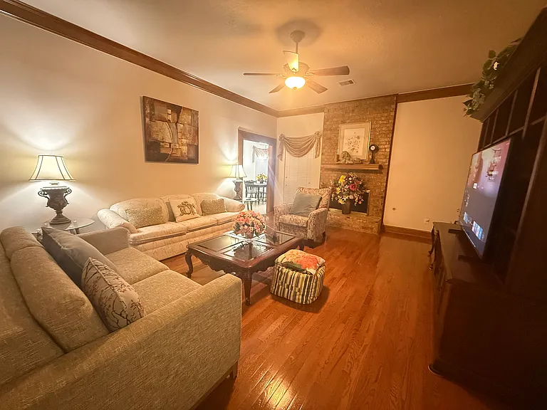 Starlite Dr — Photo 9