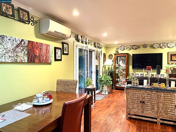 5th image of 1036 Oak Grove Rd #105