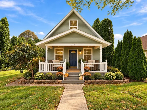 23 E Oak St, Canal Winchester, OH 43110
