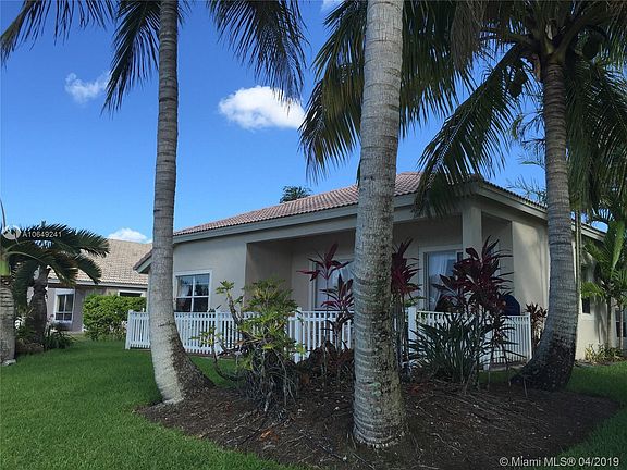3rd image of 13295 NW 18th Ct
