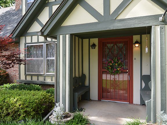 Charming and unique front porch