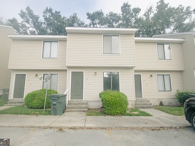 251 Knight Dr #10 — Photo 1
