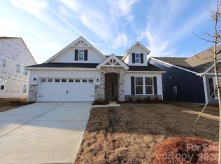 1338 Fremont Dr, Wingate, NC 28174