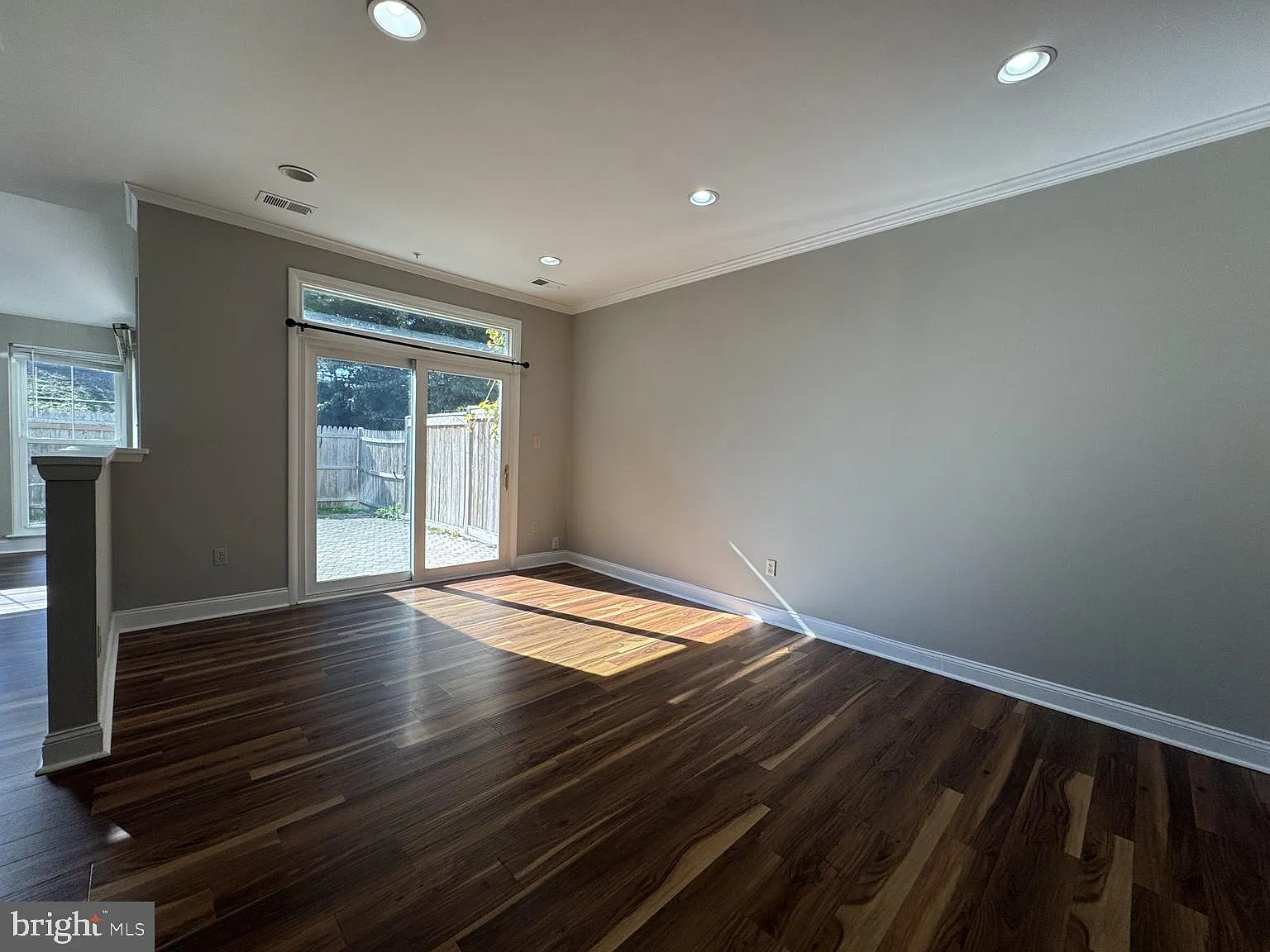 3 bed, 2.5 bath, 1466 sqft, $3,000 — Photo 3