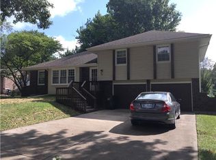 816 S 2nd Street Ter, Odessa, MO 64076