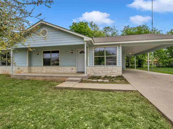 1013 Sherrard Street, Burnet, TX 78611