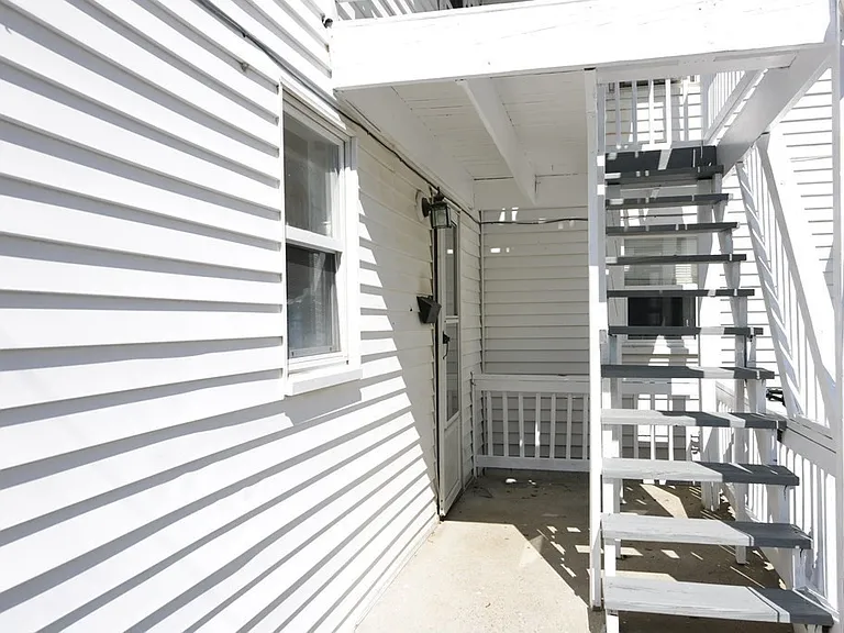 30 Emmons St #1 — Photo 10