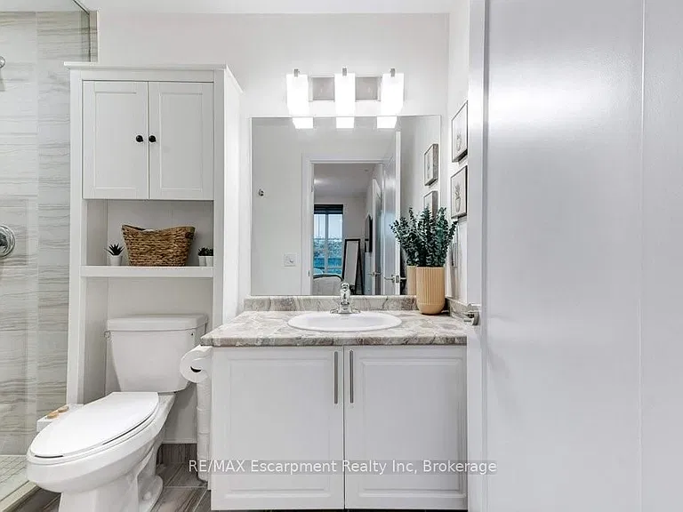 16 Concord Pl #123 — Photo 18