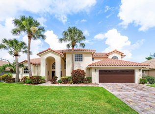 20284 Hacienda Ct, Boca Raton, FL 33498