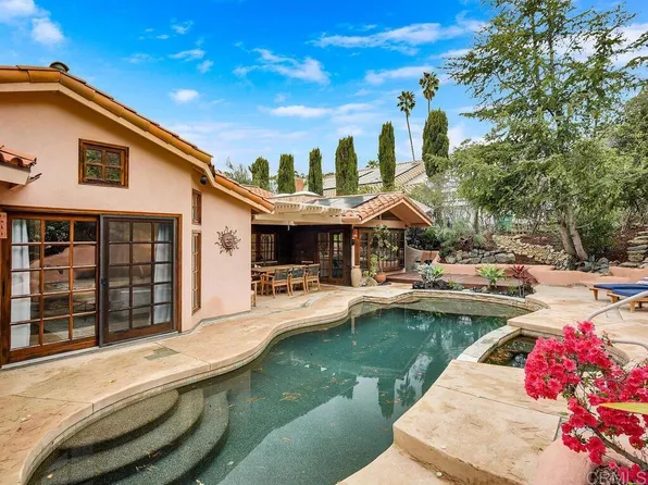 10205 Pinetree Dr, San Diego, CA 92131