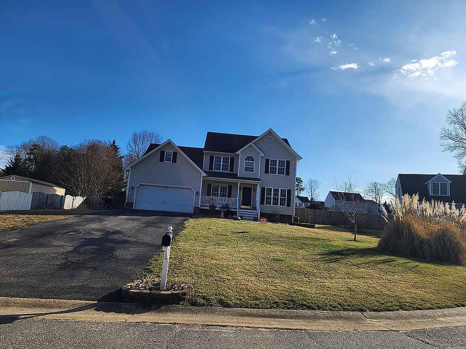 1st image of 8419 Hunters Lake Pl