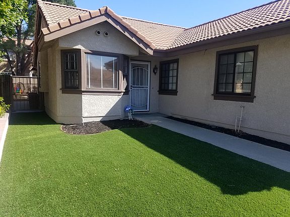 Front yard artificial turf