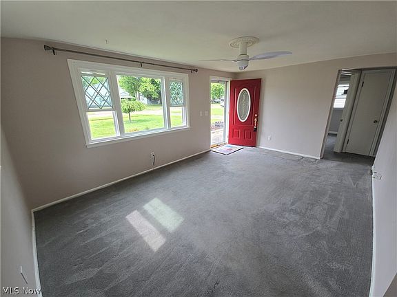 2nd image of 3054 Sterling Rd