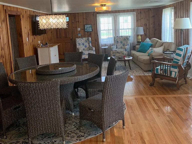 683 Ocean St — Photo 1