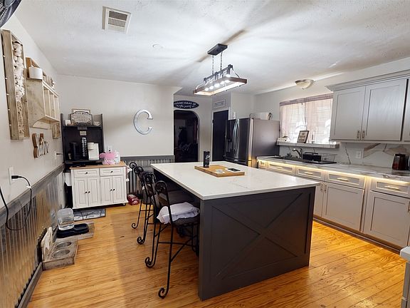 3rd image of 32894 County Road 2142