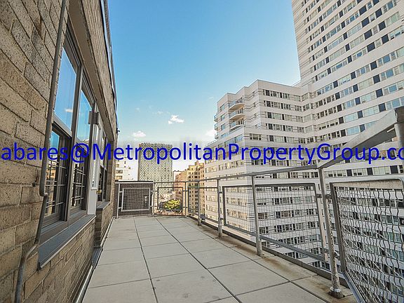 4th image of 219 E 69th St APT 12G