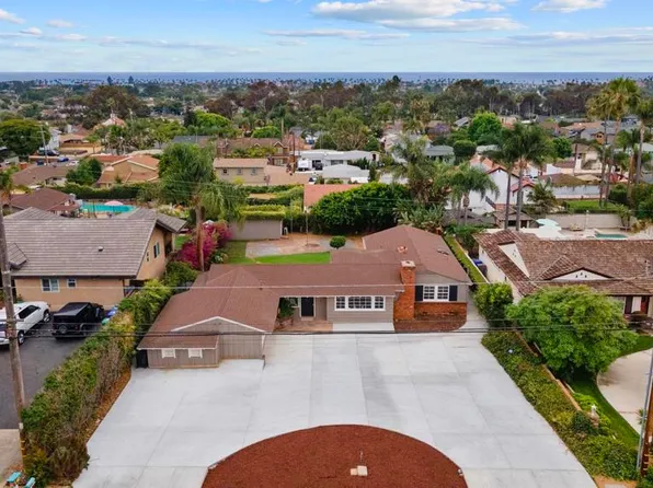 1737 Hunsaker St, Oceanside, CA 92054