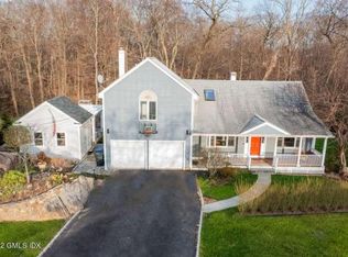 4 Florence Rd, Riverside, CT 06878