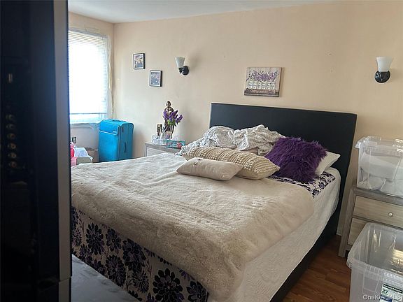 4th image of 57 Woodruff Avenue