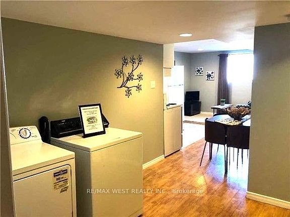 5th image of 34 Clune Pl #Basement