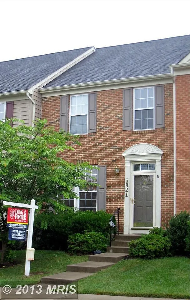 5821 Whiterose Way photo 1