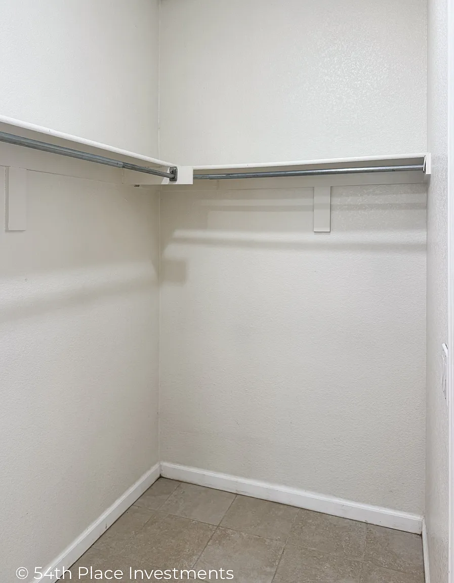 8229 W 54th Ave — Photo 3