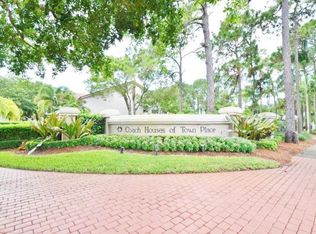 5770 Coach House Cir APT B, Boca Raton, FL 33486