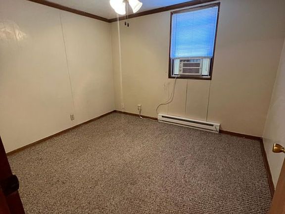 4th image of 211 S Main St #1