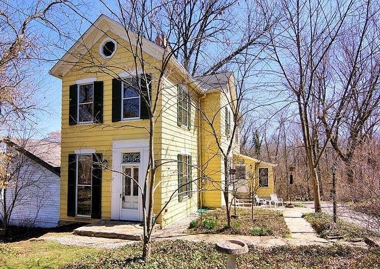 1st image of 3976 Clifton Ave