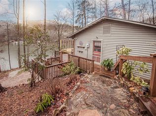279 Lake Cheohee Rd, Tamassee, SC 29686