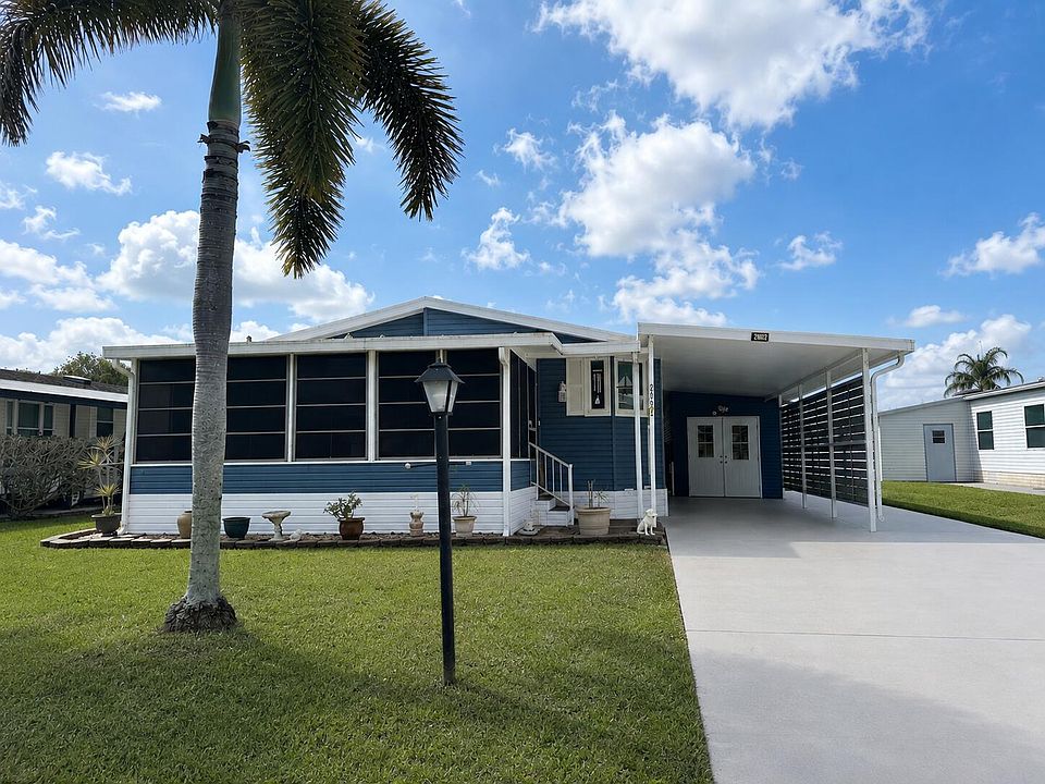 1st image of 2502 SW VERSAILLES Terrace
