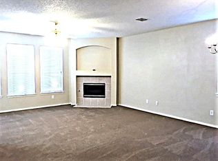 1100 Pine Ridge Rd, Roanoke, TX 76262