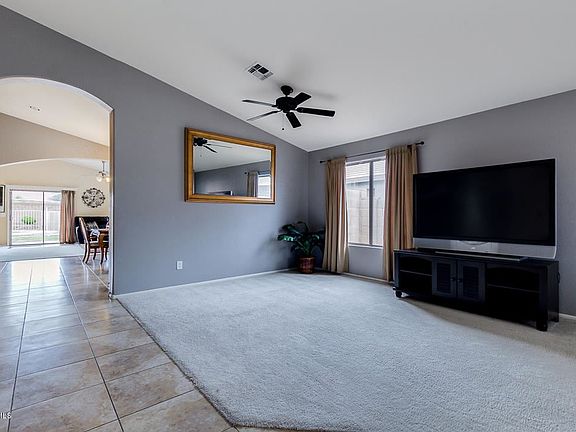 5th image of 41841 W Chambers Ct