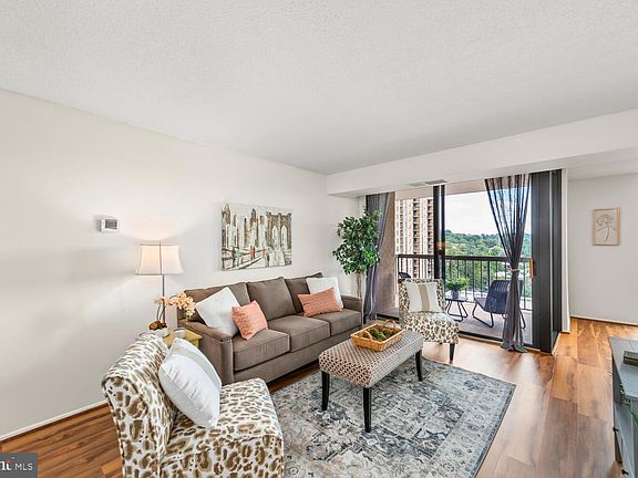 3rd image of 4500 S Four Mile Run Dr APT 613