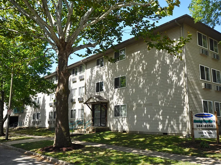 1004 W Main St #104 — Photo 21
