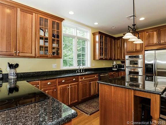 Kitchen is easy to maneuver...