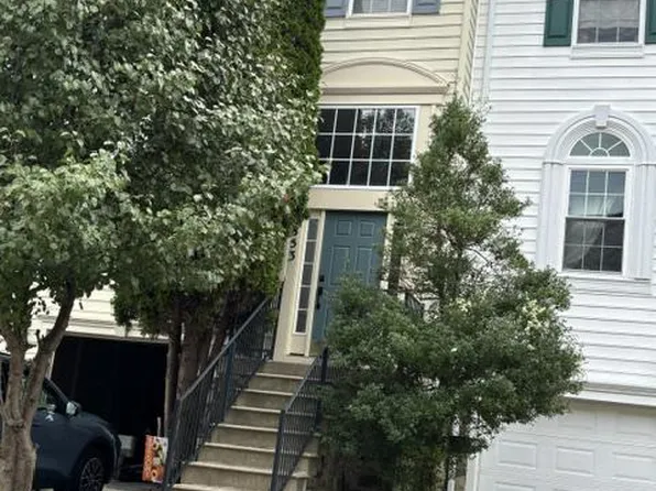 4853 Waltonshire Cir, Olney, MD 20832