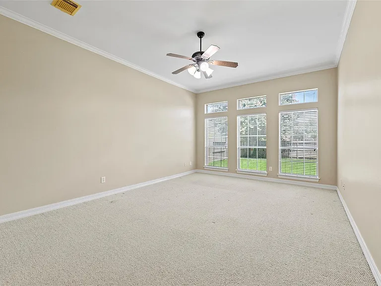 2923 Zachary Bend Ln — Photo 17