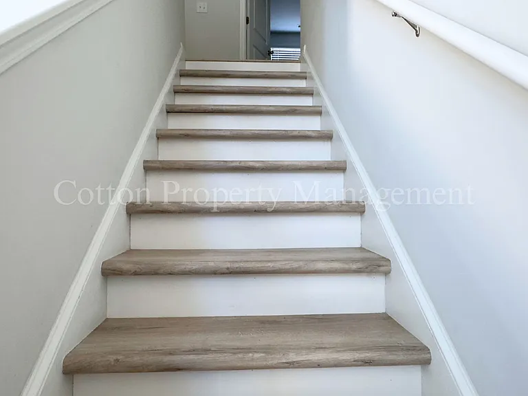 7313 Chipley Dr — Photo 20