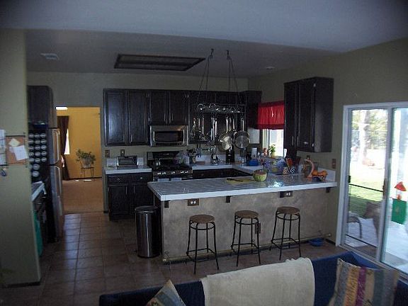 4th image of 44644 Lorraine Dr