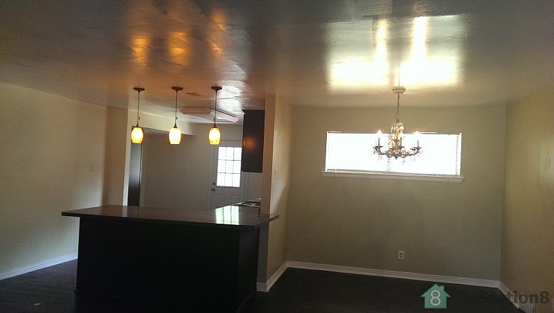 2nd image of 4831 Paloduro Ln