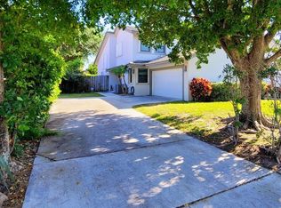 520 NE 48th St, Boca Raton, FL 33431