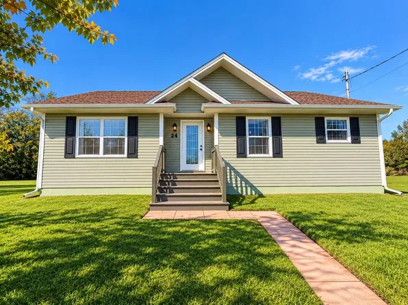 24 Tide View Ct, Charlottetown, PE C1C 0C1