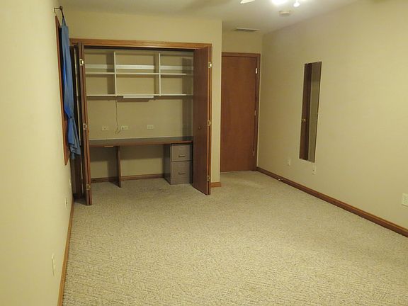 11X16 Mstr BR w/office