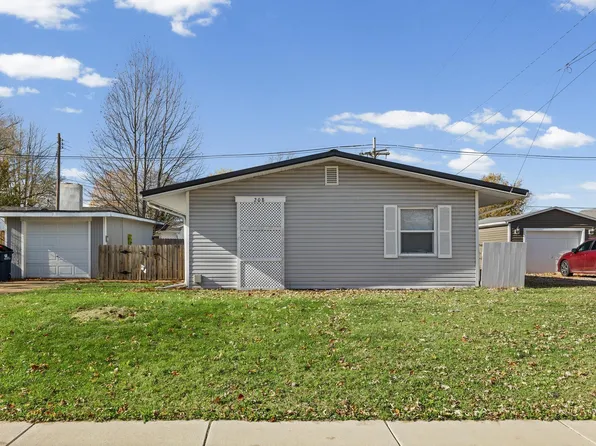 208 N Crescent Dr, Frankfort, IN 46041