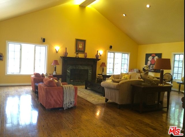 1st image of 23041 Hatteras St