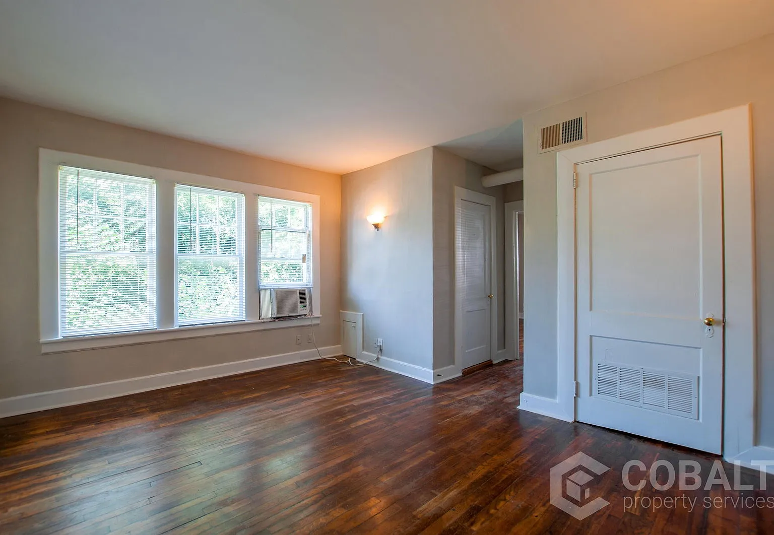 1 bed, 1.0 bath, 700 sqft, $1,325 — Photo 1