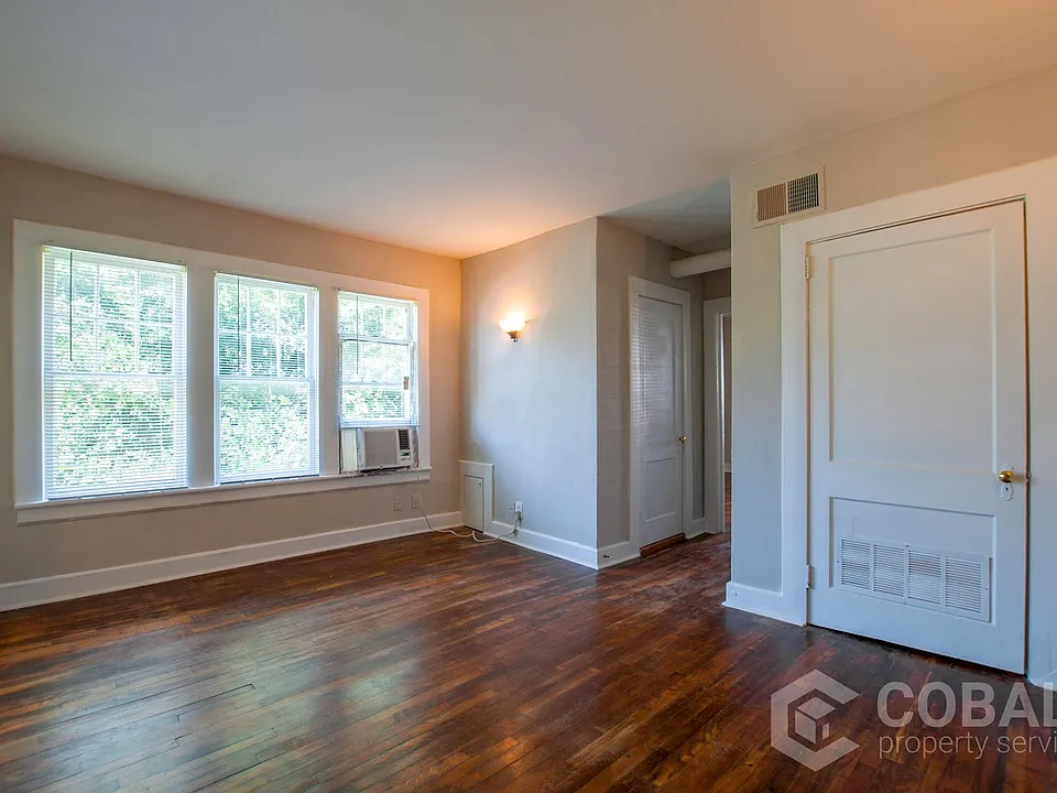 678 Somerset Ter NE #1