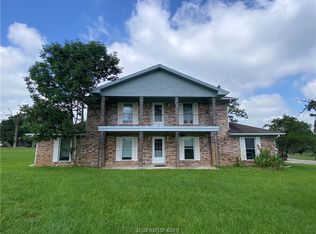 451 Bowler Rd, Waller, TX 77484