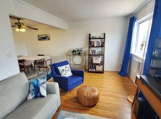 25-35 23rd St #3F, Astoria, NY 11102